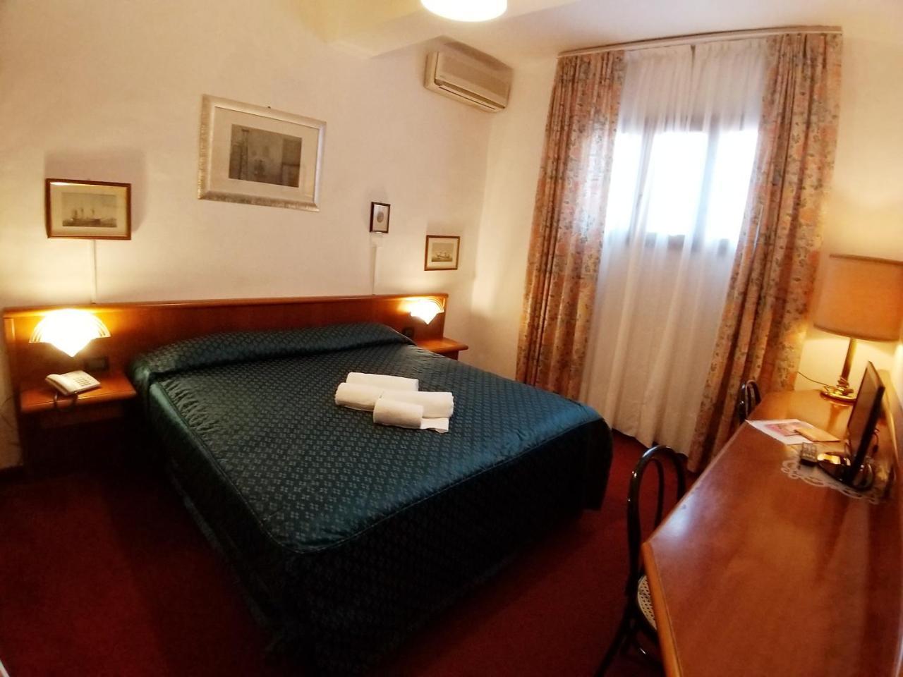 Hotel Enza Florenz Exterior foto